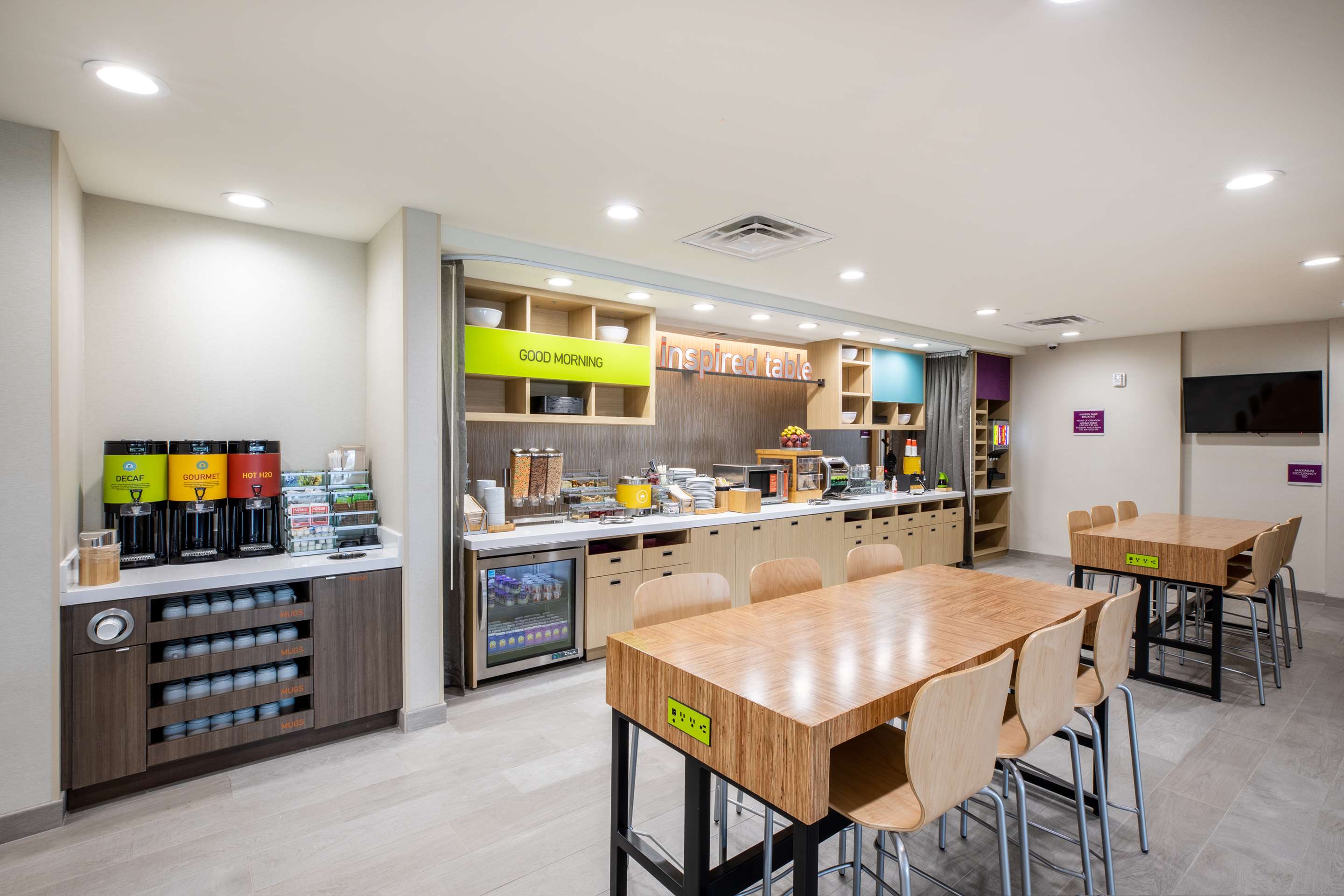 Breakfast Area | Home2 Suites by Hilton Houston IAH Airport Beltway 8