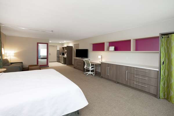  - Home2 Suites by Hilton IAH Airport Beltway 8 Houston