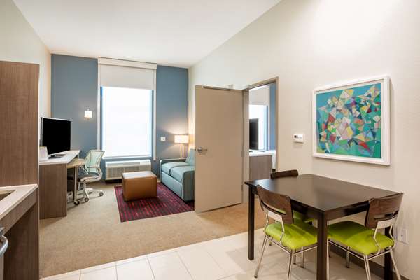  - Home2 Suites by Hilton IAH Airport Beltway 8 Houston