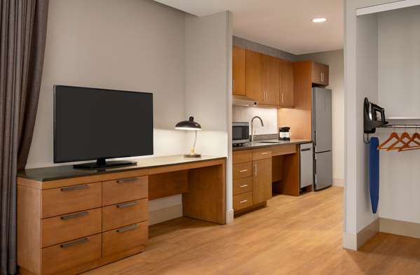  - Homewood Suites by Hilton Downtown Wilmington - I-95, Exit 6