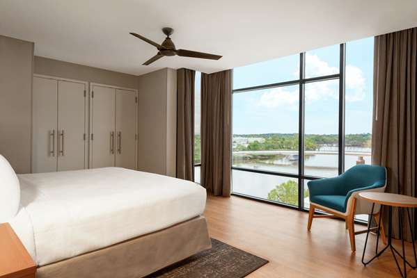  - Homewood Suites by Hilton Downtown Wilmington - I-95, Exit 6