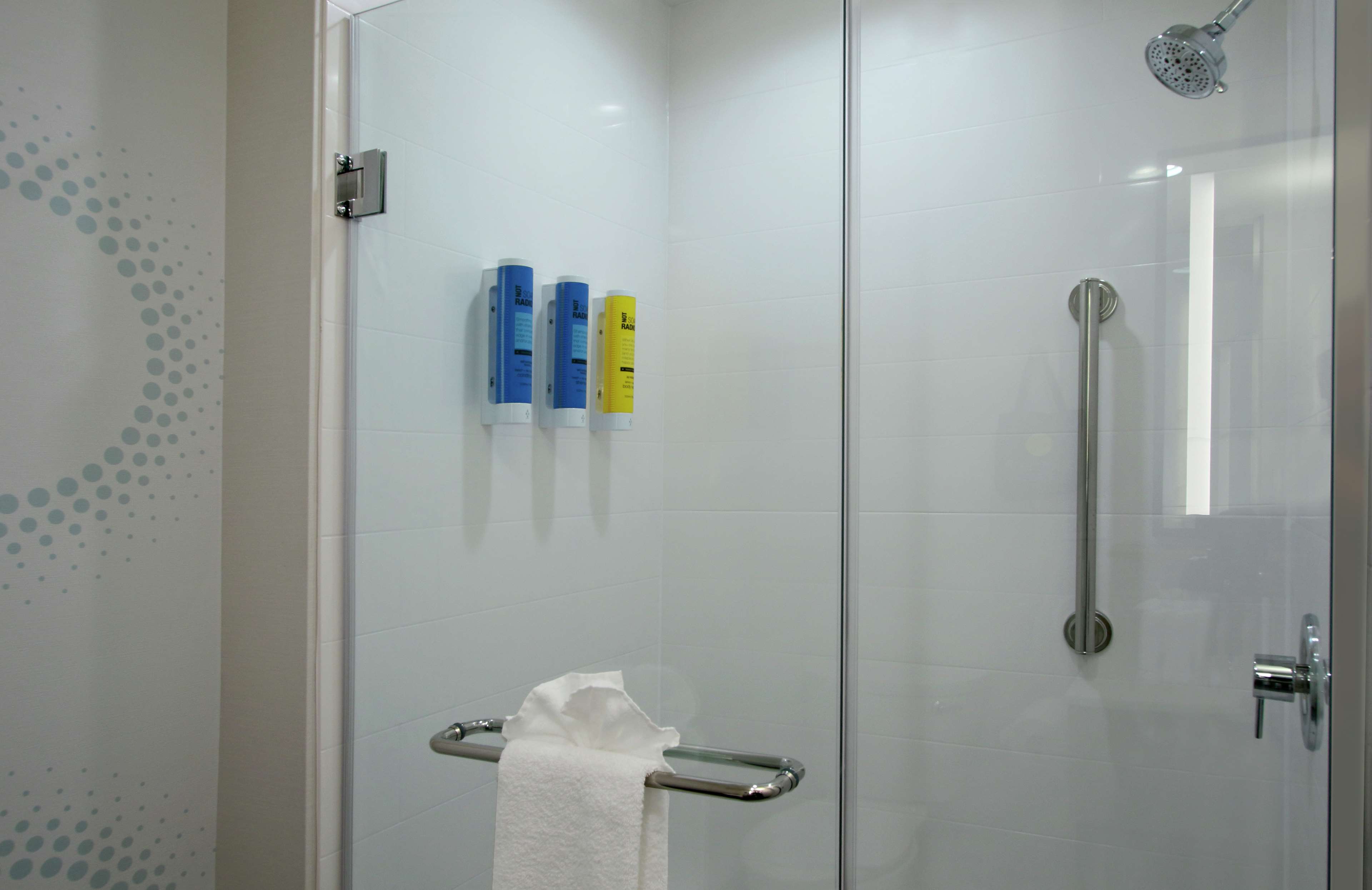 Tru by Hilton Mobile Room Type - 2 QN HEARING ACCESSIBLE