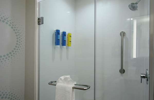  - Tru by Hilton Mobile - I-65, Exit 1