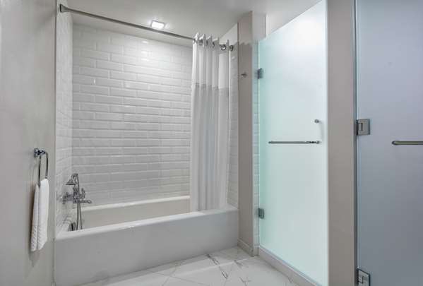  - Higgins Hotel & Conference Center New Orleans