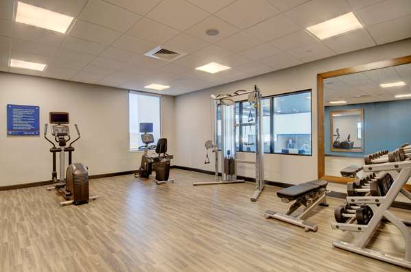 Fitness/ Exercise Room - Hampton Inn & Suites West Portland - I-95, Exit 48