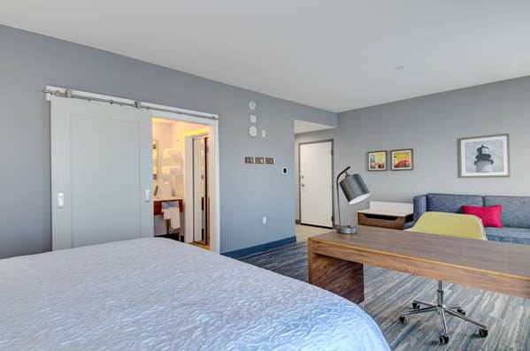  - Hampton Inn & Suites West Portland - I-95, Exit 48