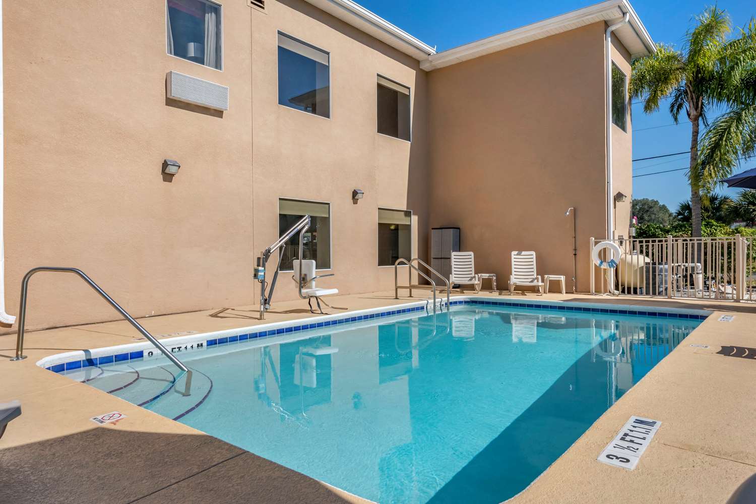 Quality Inn Zephyrhills, FL See Discounts