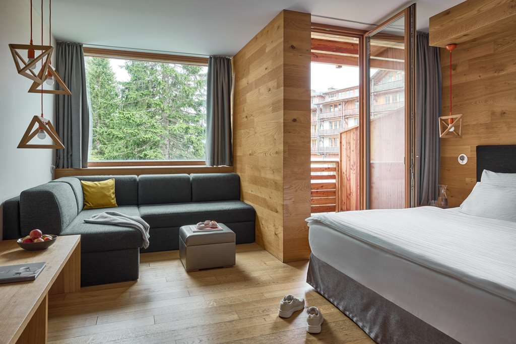 FALKENSTEINER HOTEL CRISTALLO-guestroom-Guest Room,On-Site.jpg
