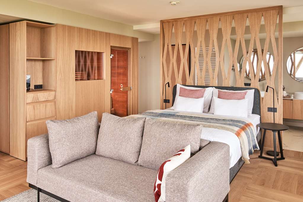 FALKENSTEINER HOTEL AND SPA BAD-guestroom-Guest Room,Suite,On-Site.jpg