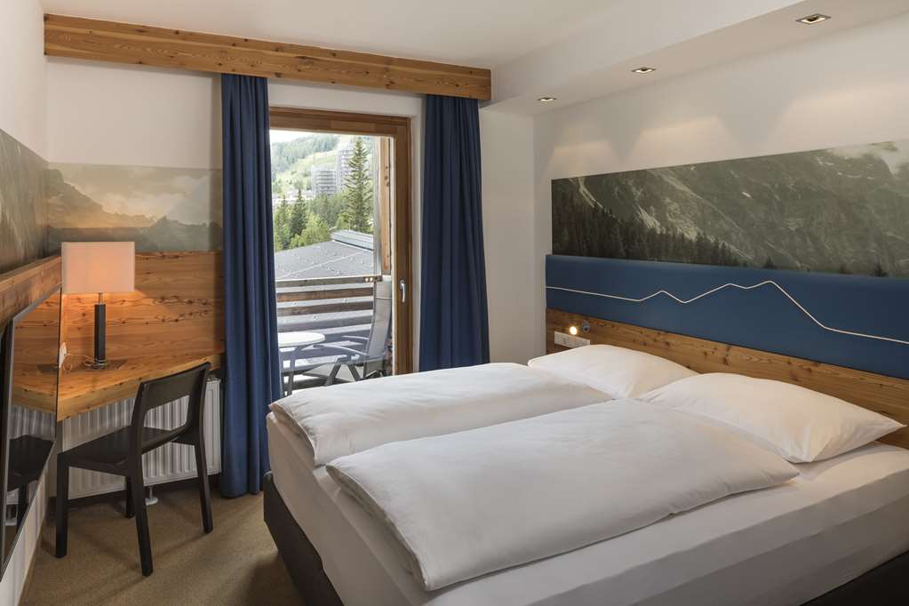 FALKENSTEINER CLUB FUNIMATION-guestroom-Guest Room,On-Site.jpg