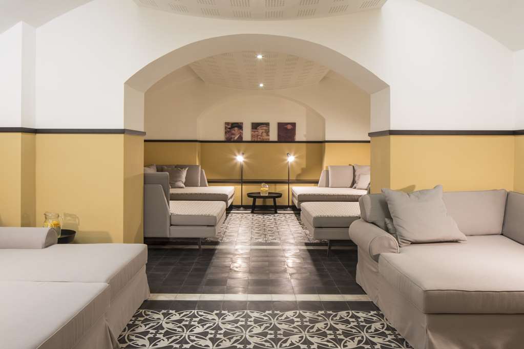 FALKENSTEINER HOTEL MARIENBAD-guestroom-Guest Room,On-Site.jpg