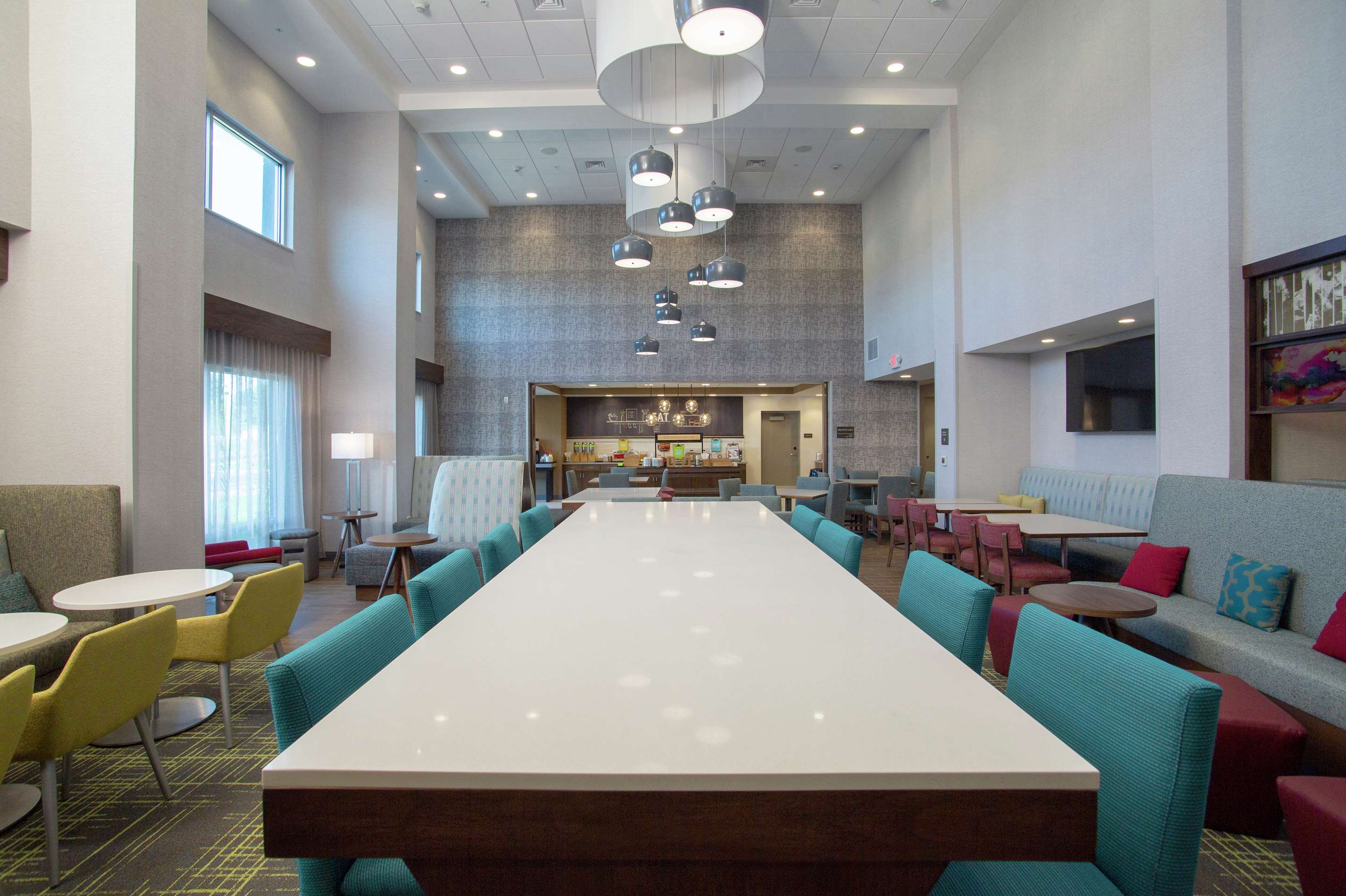 Lobby | Hampton Inn & Suites Kutztown