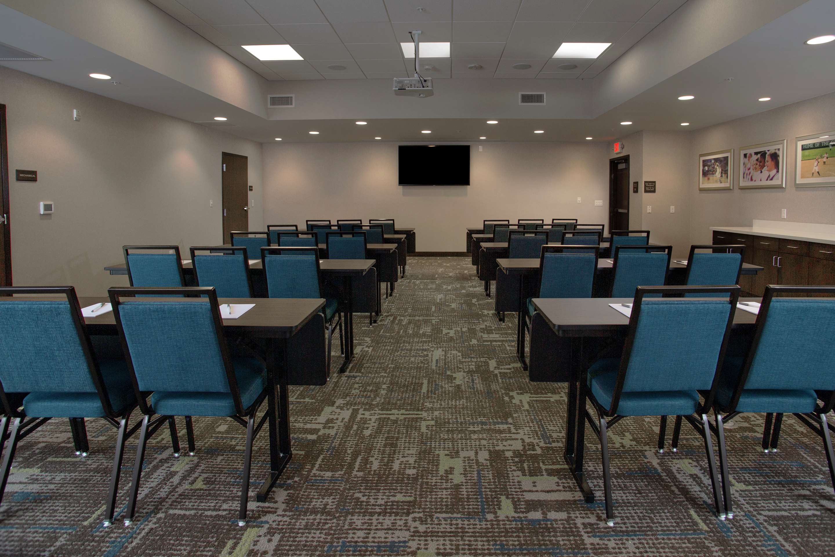 Meeting Room | Hampton Inn & Suites Kutztown