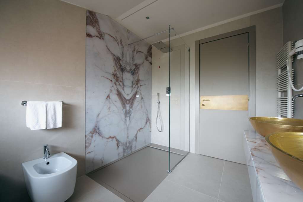 Hotel Globus, Sure Hotel Collection by Best Western-guestroom-Guest Room,Bathroom,Suite,On-Site.jpg