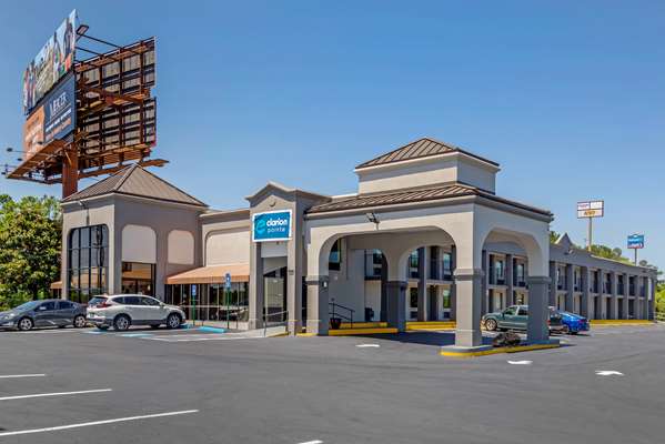 Exterior view - Clarion Pointe Hotel McDonough - I-75, Exit 218