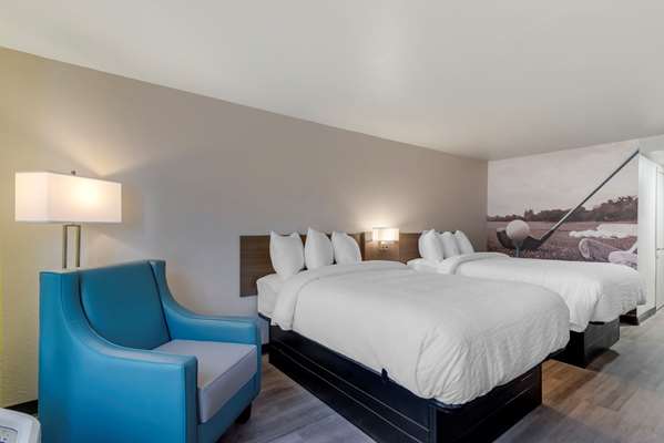  - Clarion Pointe Hotel McDonough - I-75, Exit 218