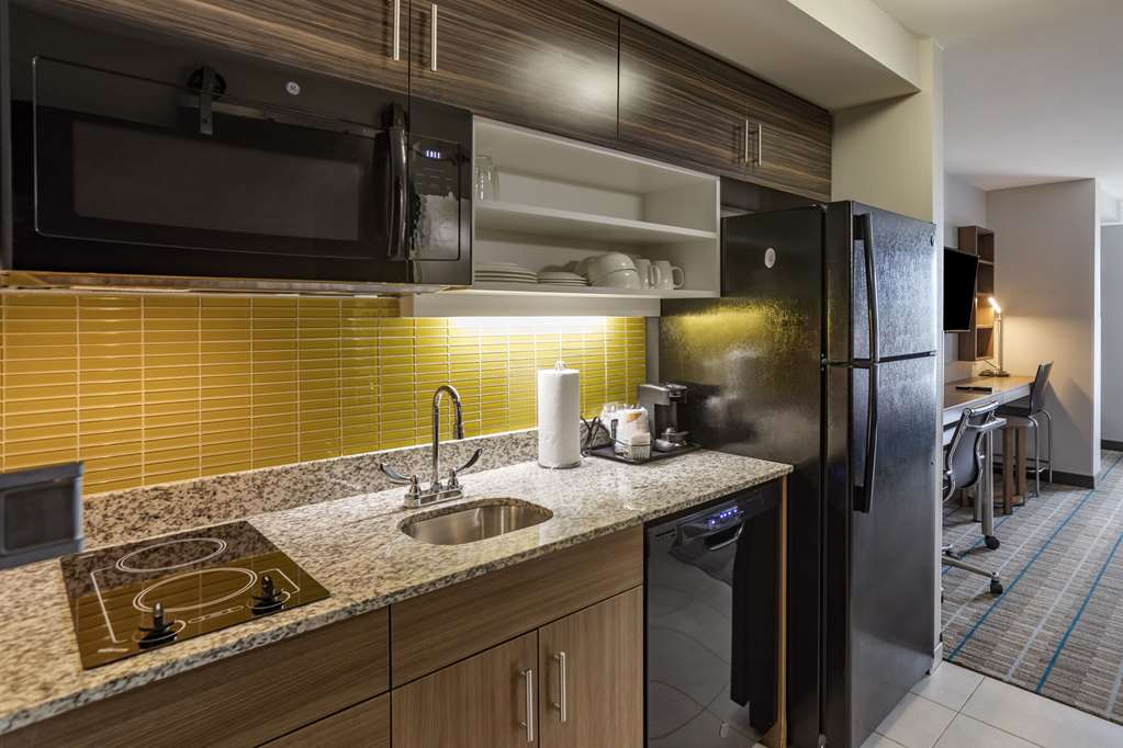 MAINSTAY SUITES BOWLING GREEN NORTH-guestroom-Guest Room,On-Site.jpg