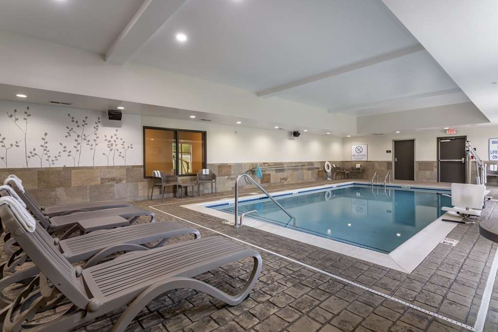 MAINSTAY SUITES BOWLING GREEN NORTH, photo 6