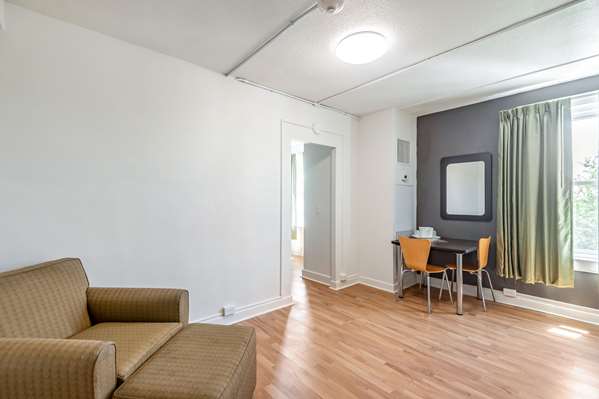  - Quality Inn & Suites Downtown Kansas City