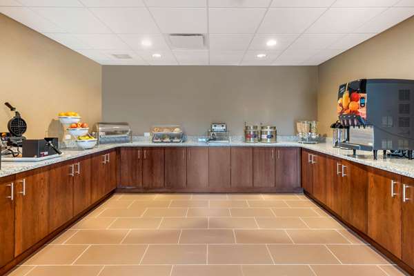 Amenities - Comfort Inn & Suites Florence - I-95, Exit 160