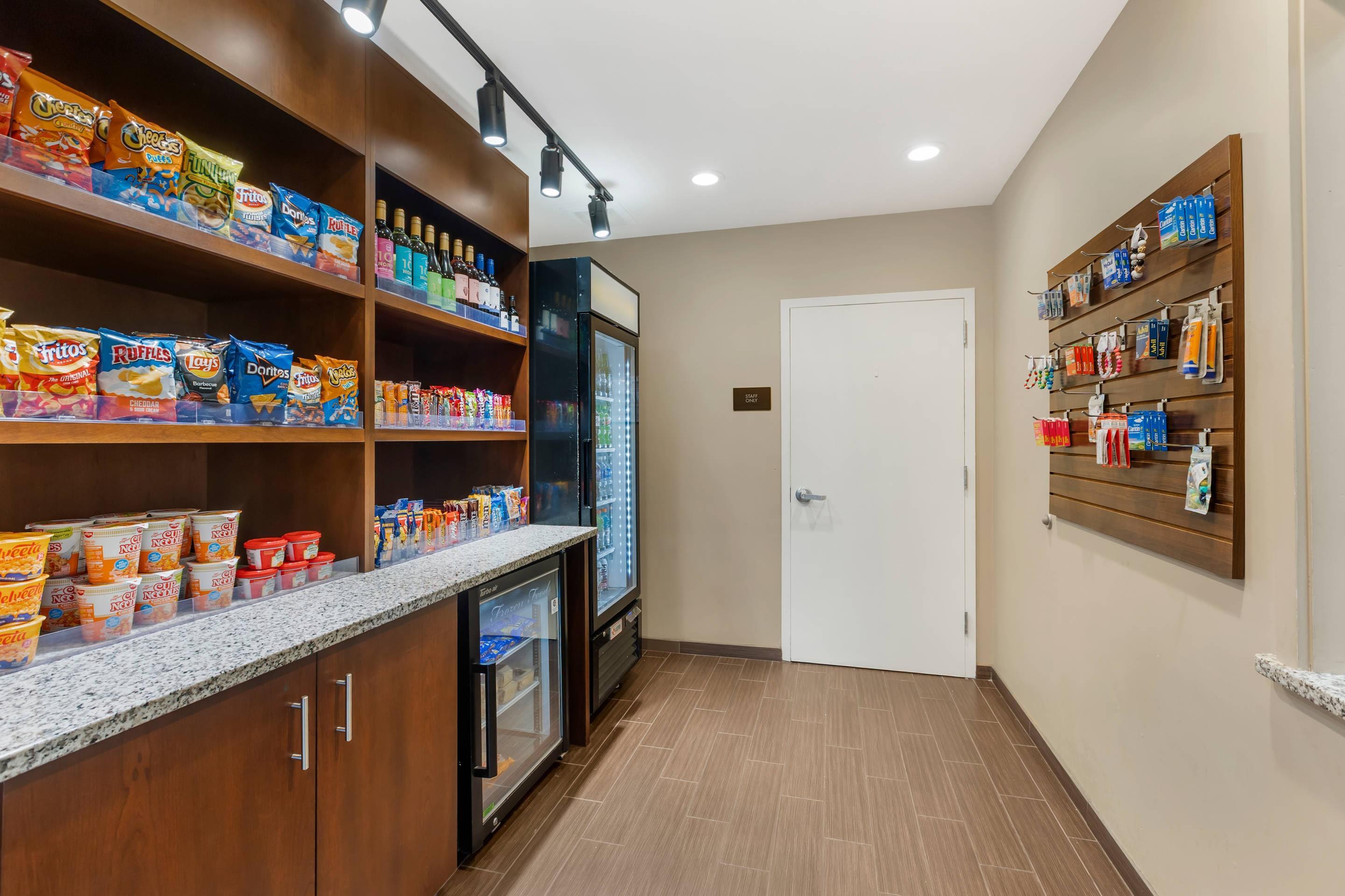 Hotel marketplace | Comfort Inn & Suites