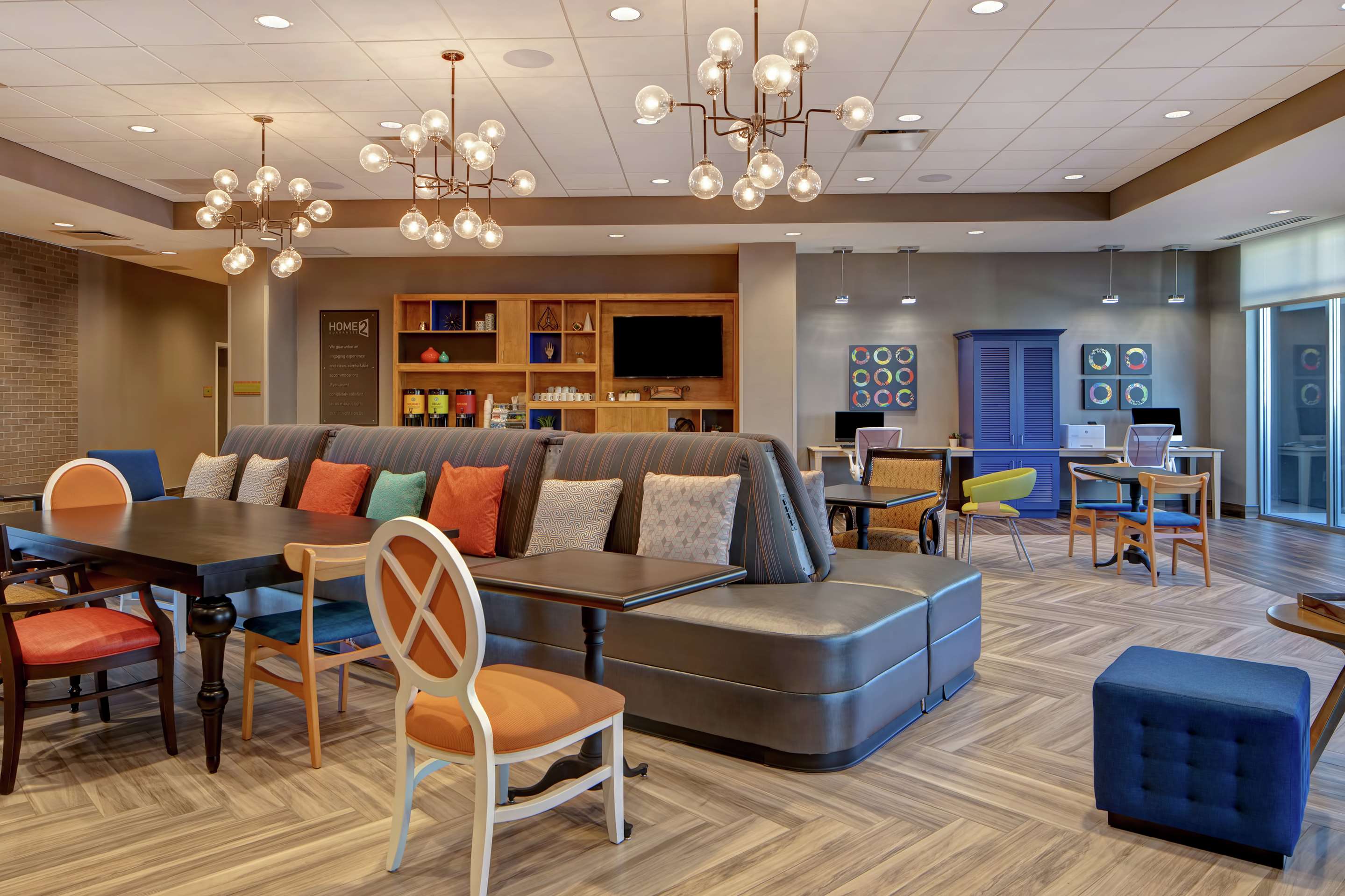 Lobby | Home2 Suites By Hilton Charlotte Uptown