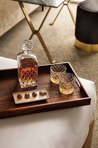  - C Baldwin Hotel Houston - I-45, Exits 47A & 47D