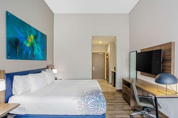  - La Quinta Inn & Suites Miramar Beach