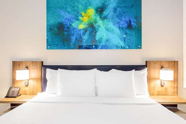  - La Quinta Inn & Suites Miramar Beach