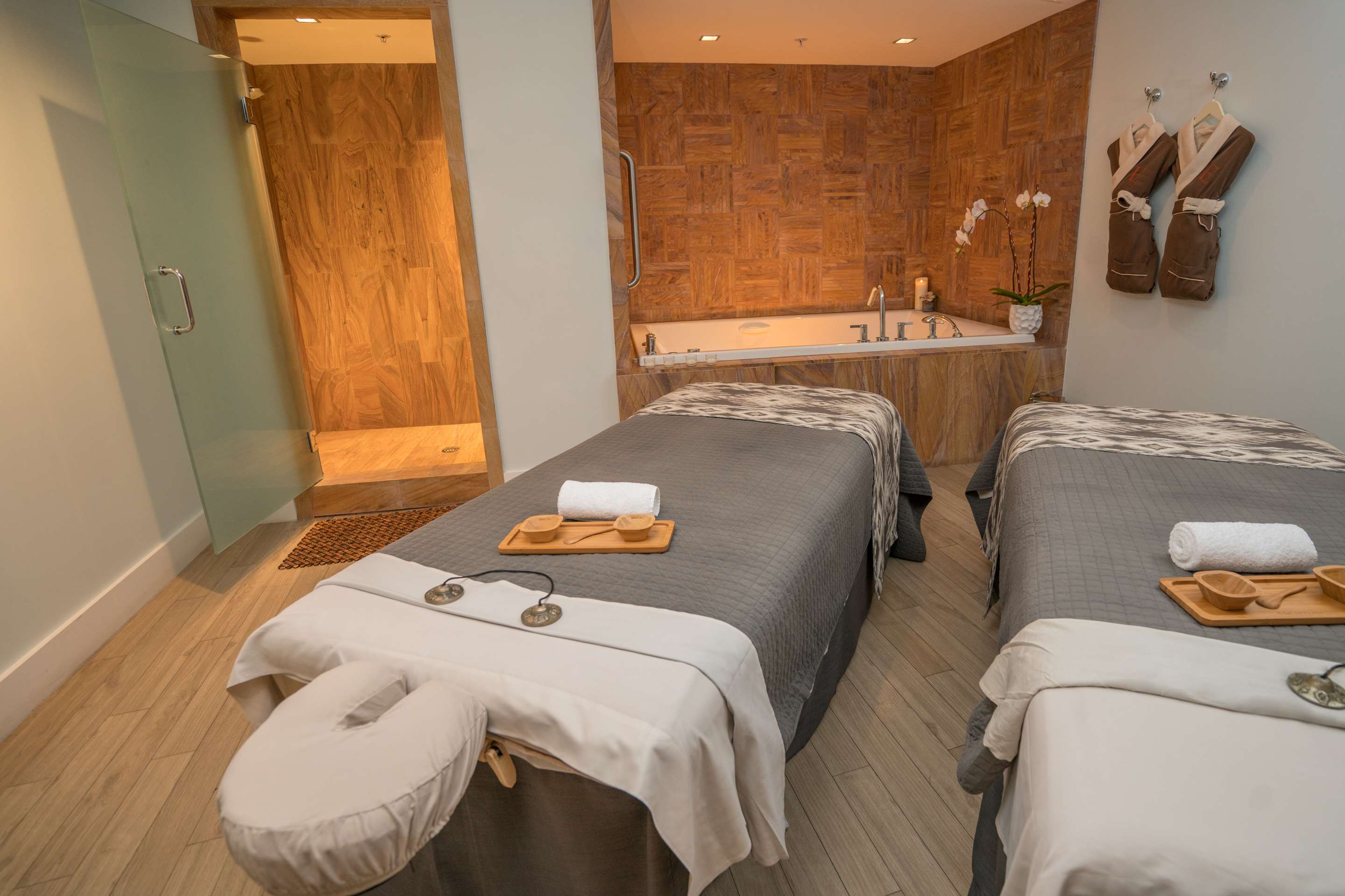 Couples Treatment Room | Esencia Wellness Spa | Eden Roc Miami Beach | Eden Roc Miami Beach