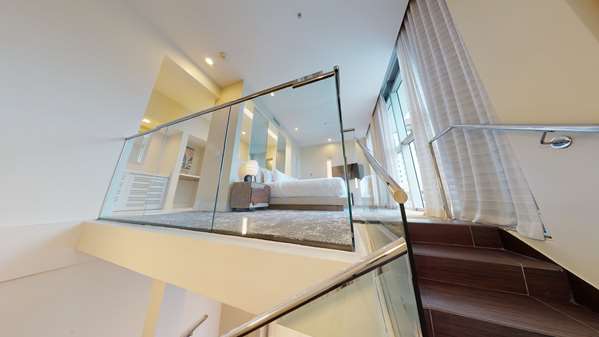 Suite - Eden Roc Hotel North Miami Beach