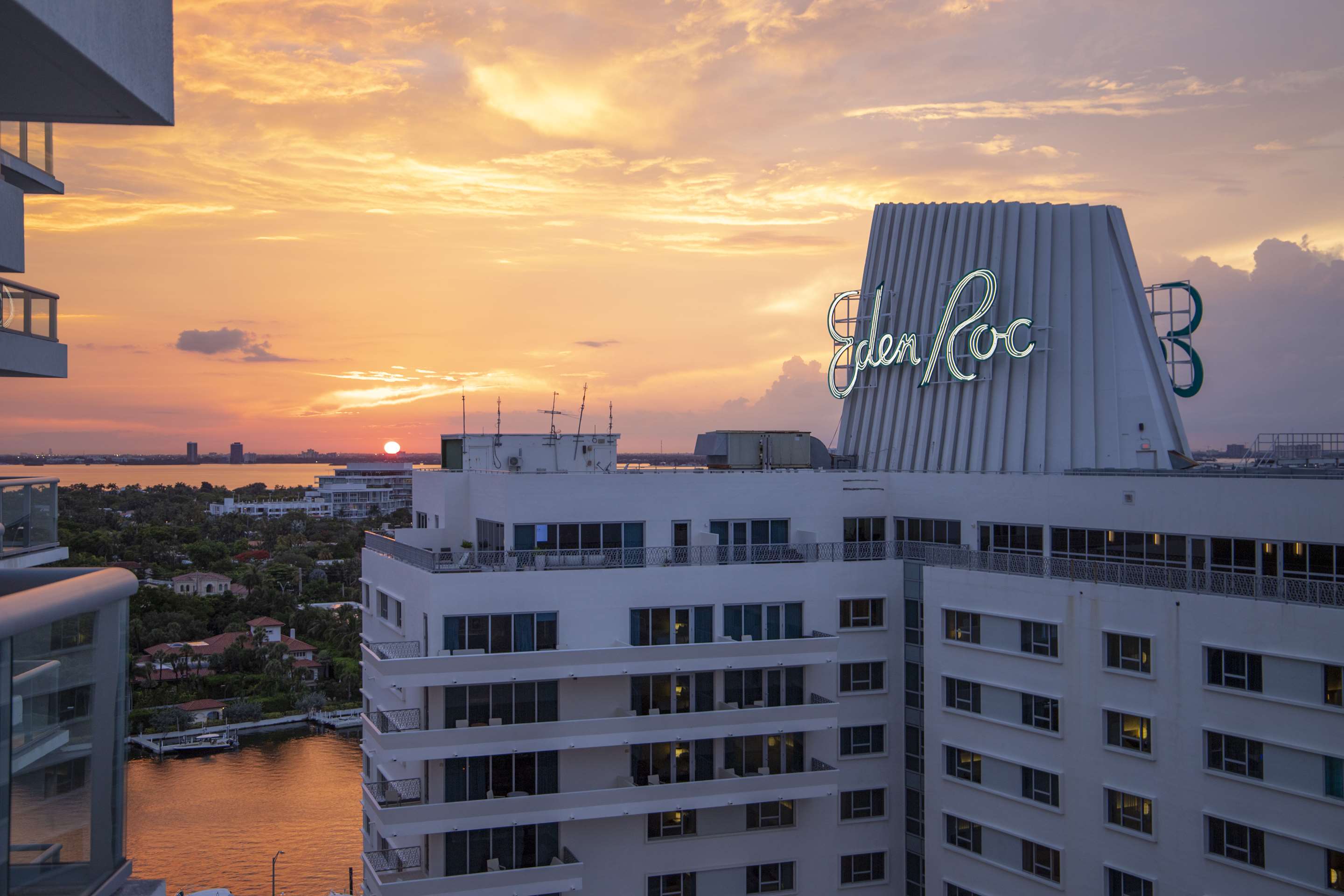 Eden Roc Historic Signage and Sunset | Eden Roc Miami Beach