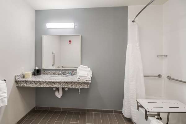 Suite - MainStay Suites Union City