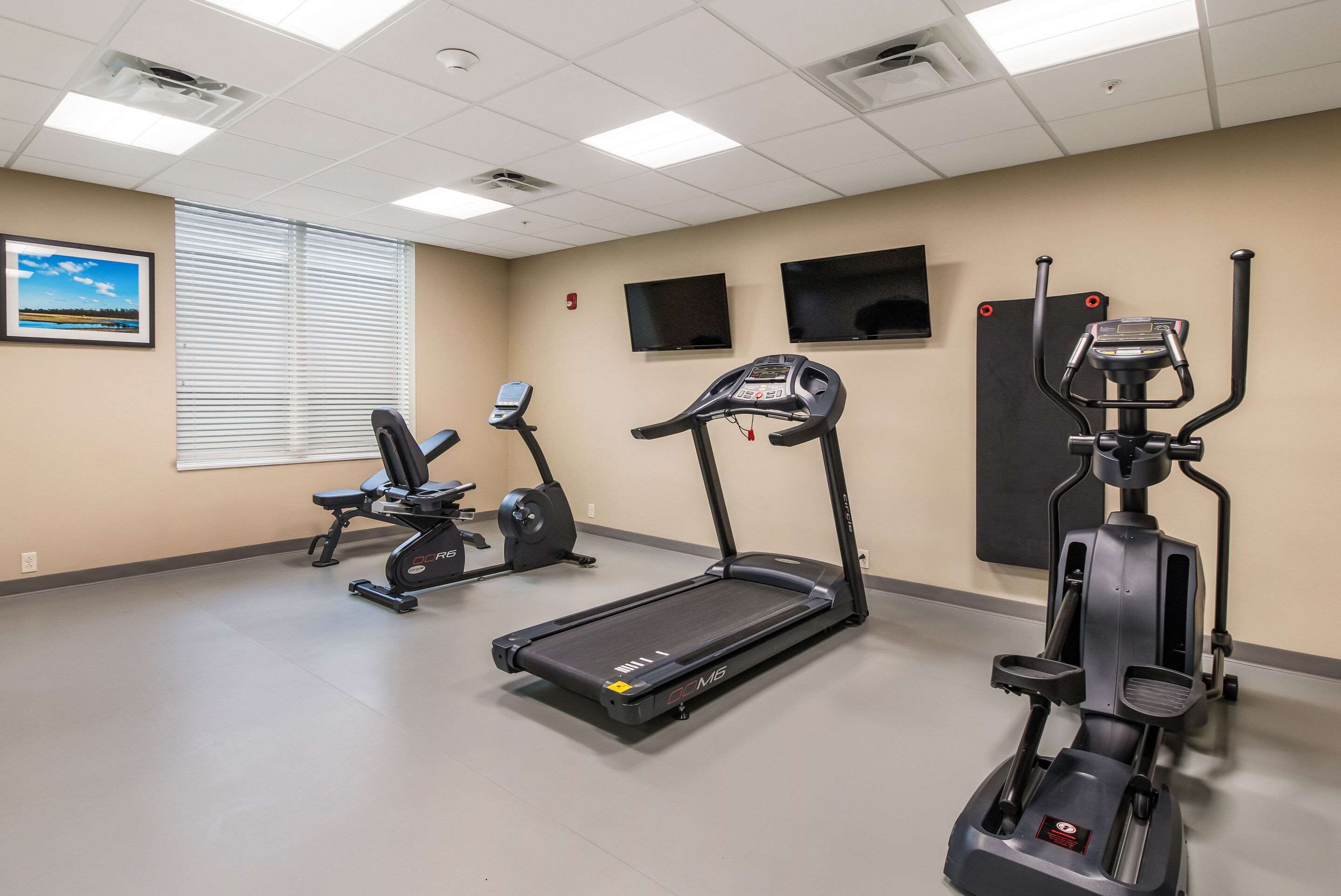 Fitness center | MainStay Suites