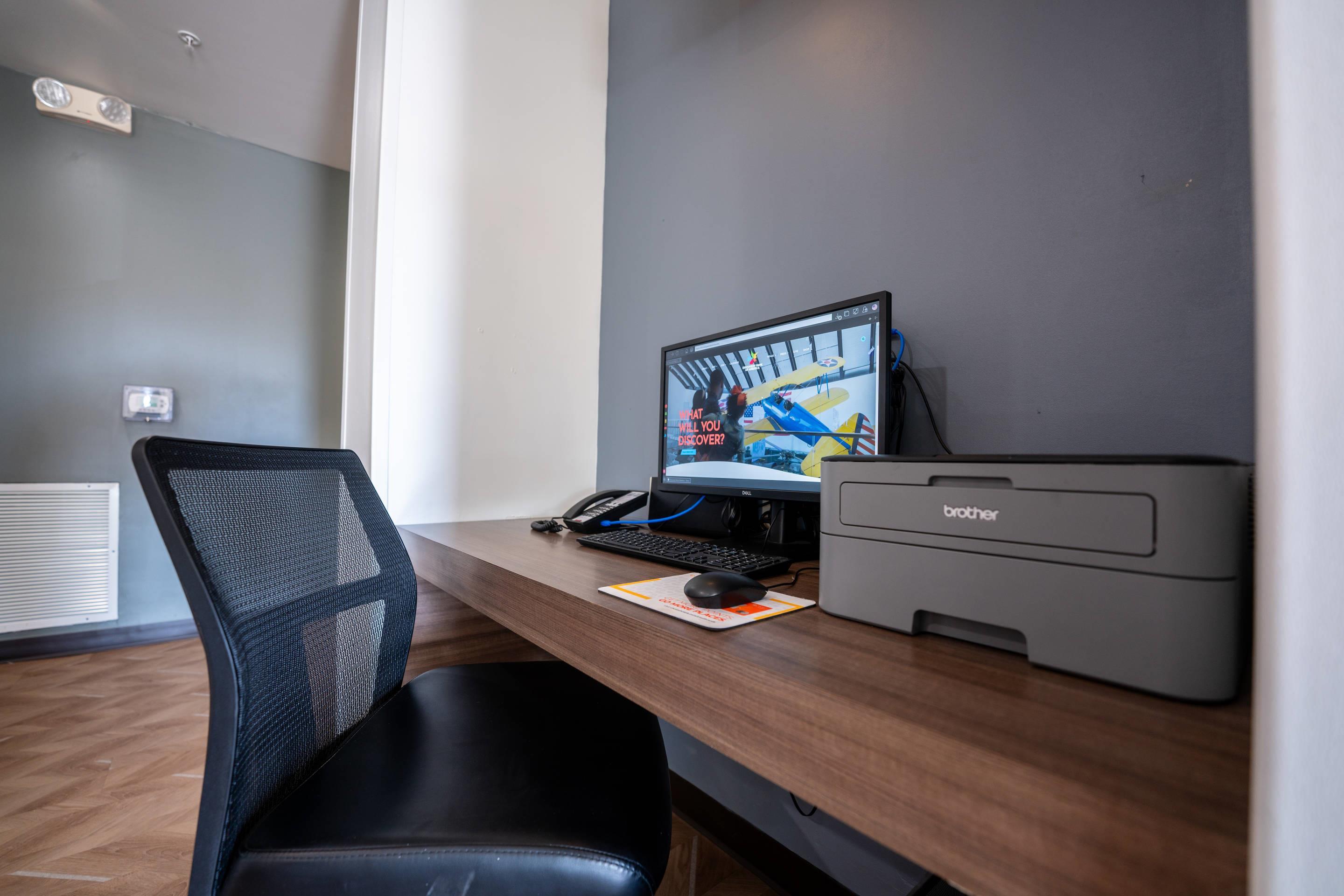 Business center | MainStay Suites