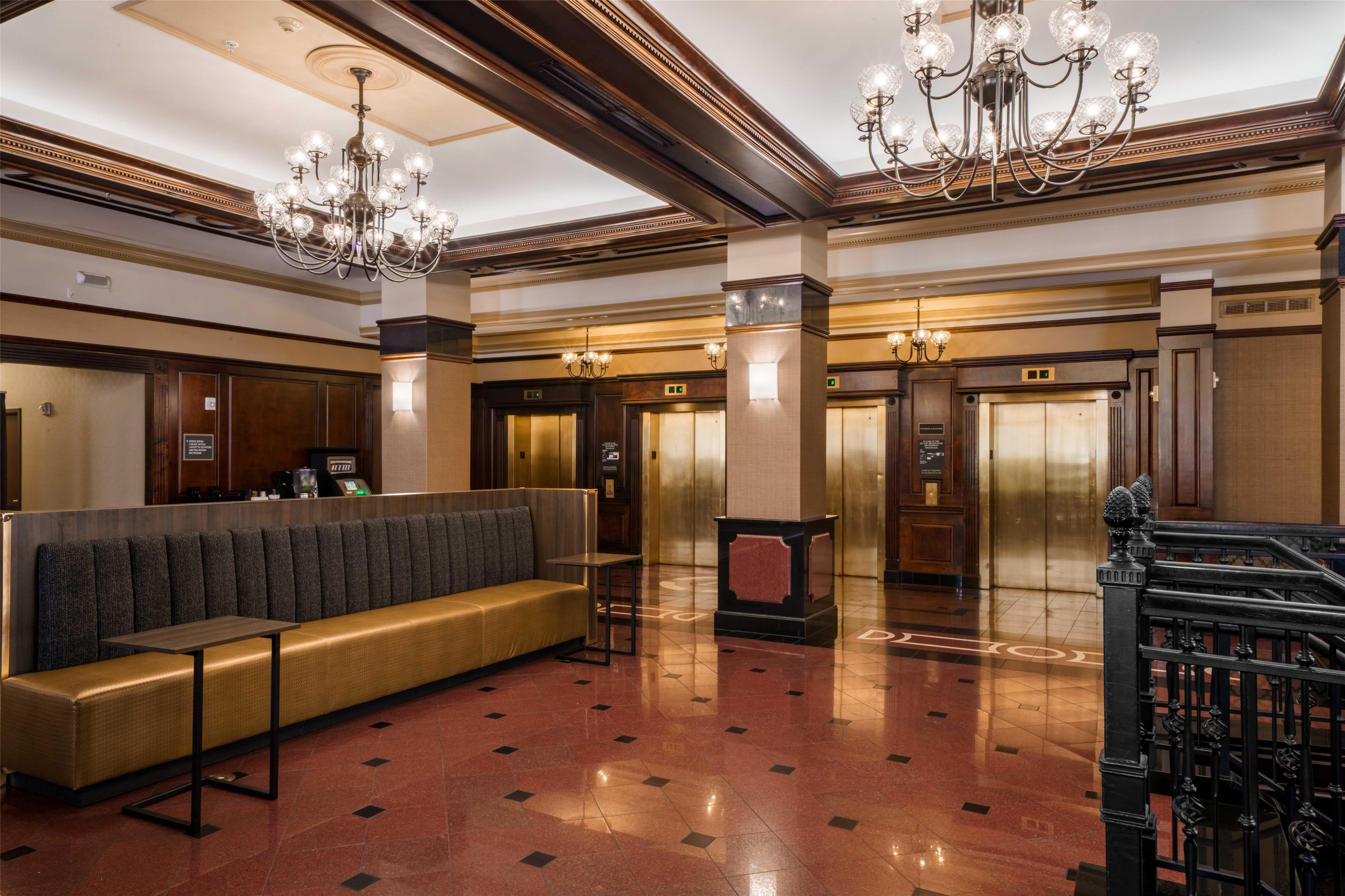 Lobby | Drury Plaza Hotel New Orleans