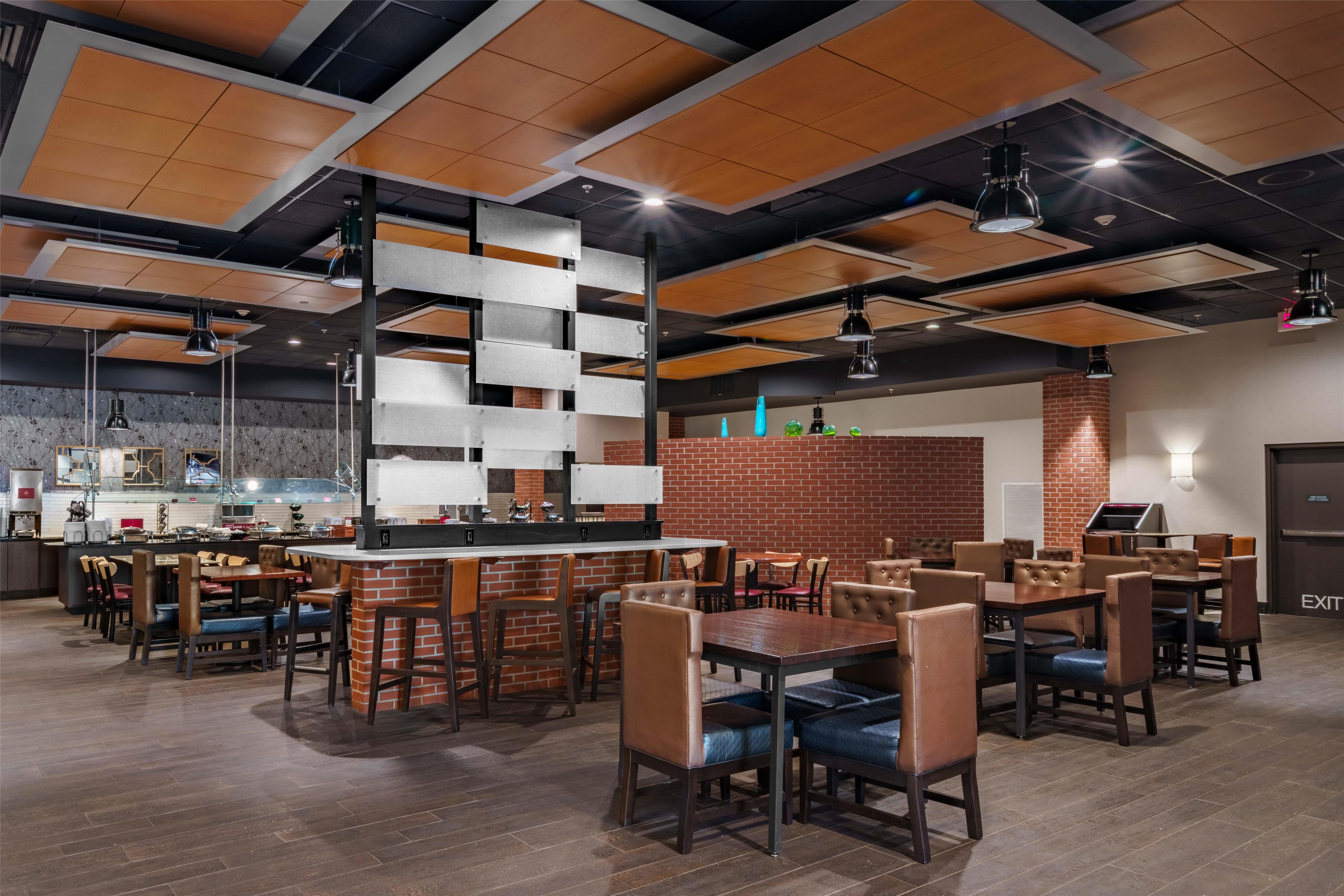 Dining Area | Drury Plaza Hotel New Orleans