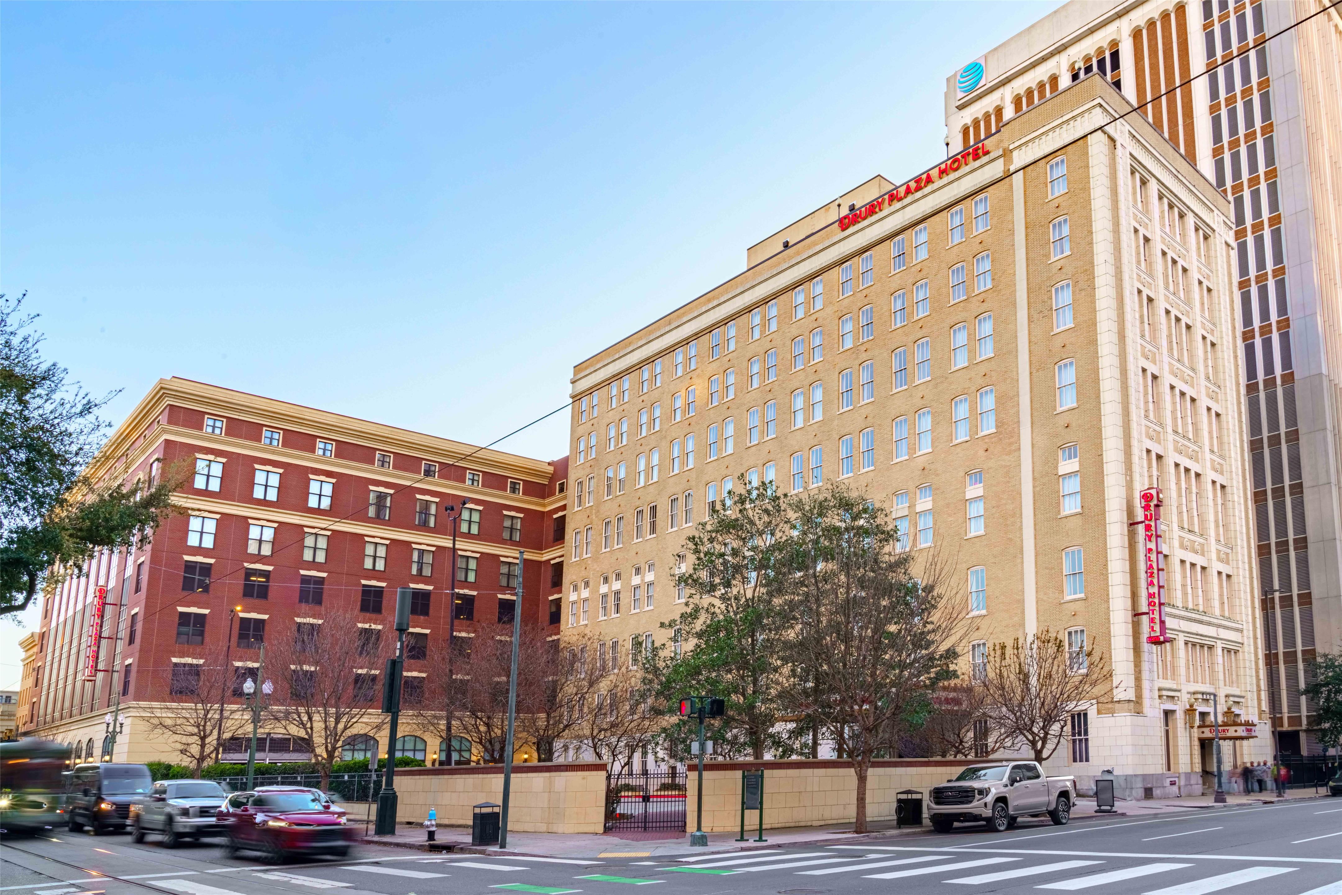 Exterior | Drury Plaza Hotel New Orleans