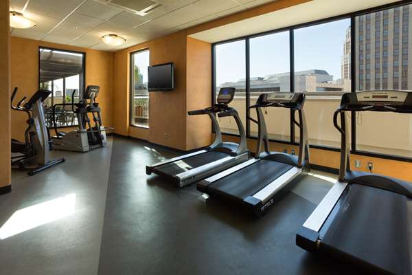 Fitness/ Exercise Room - Drury Inn & Suites Riverwalk San Antonio