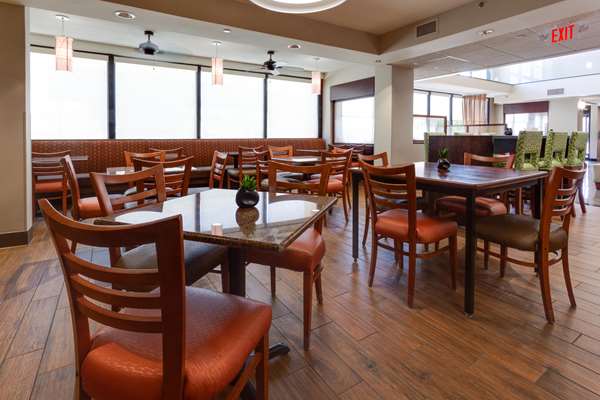 Amenities - Drury Inn & Suites Tech Center Englewood - I-25, Exit 196