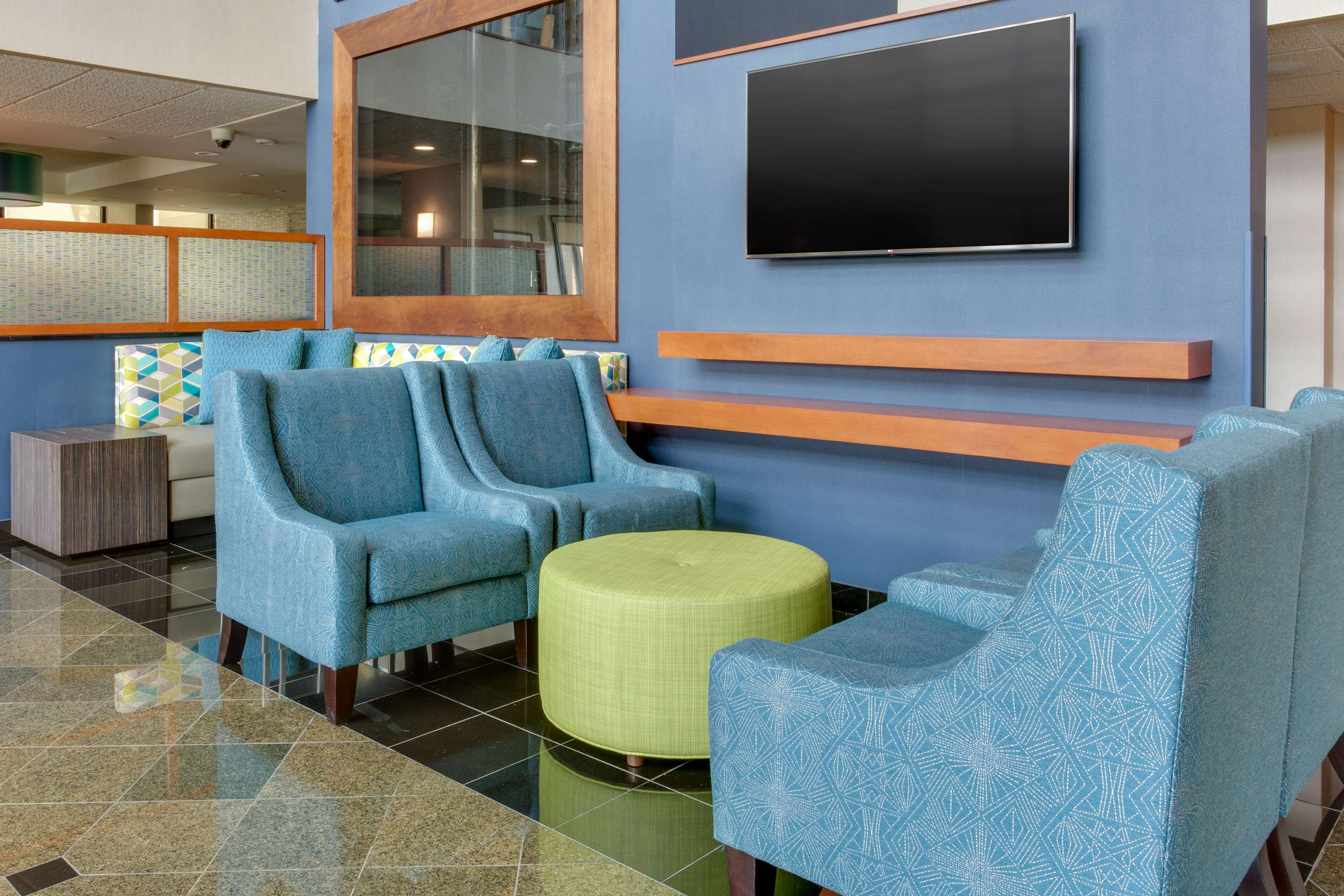 lobby | Drury Inn & Suites Nashville Airport