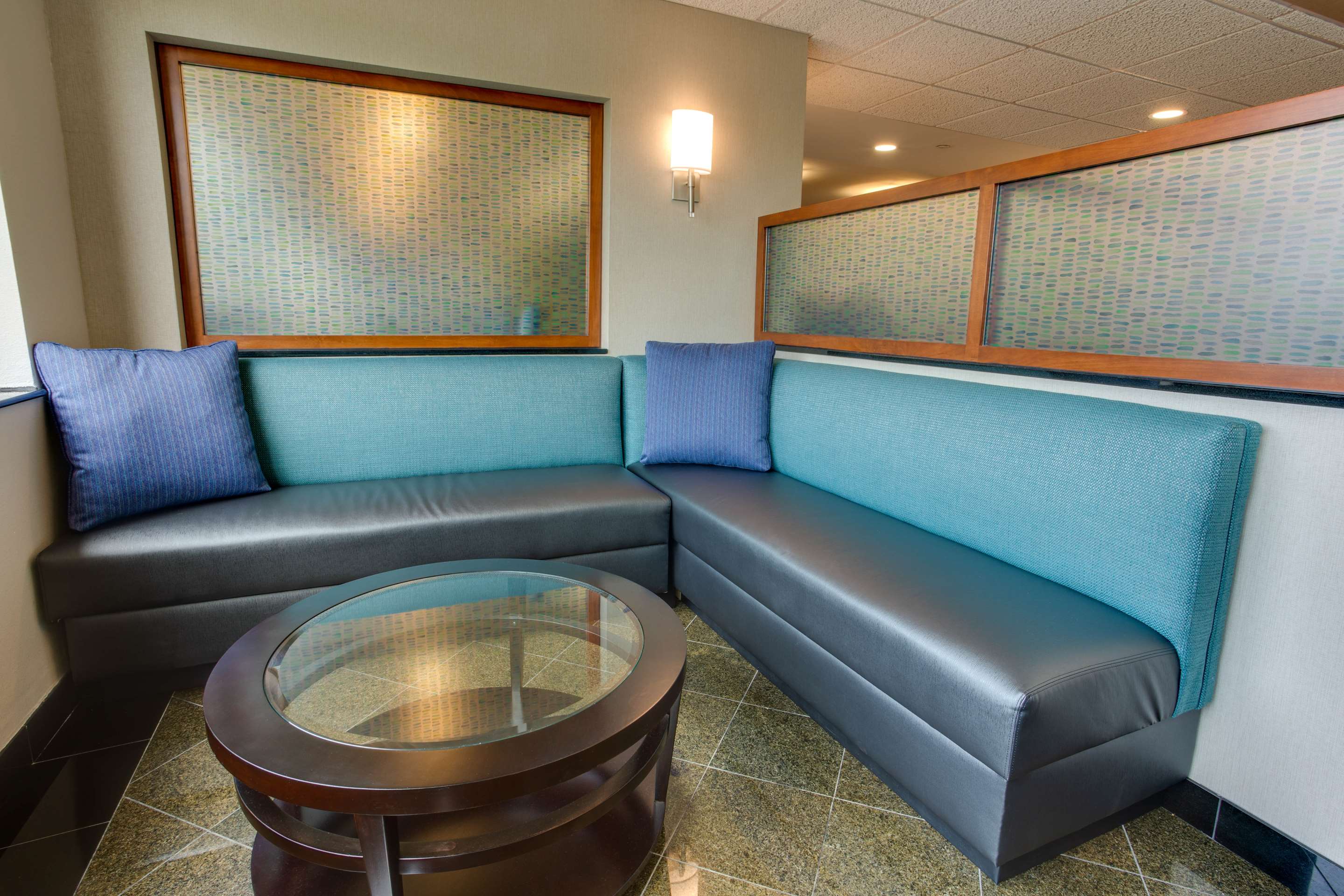 lobby | Drury Inn & Suites Nashville Airport
