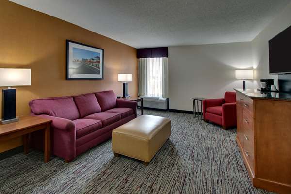 Suite - Drury Inn & Suites East Evansville