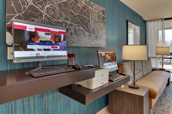 Conference Area - Pear Tree Inn Airport St Ann - I-70, Exit 236