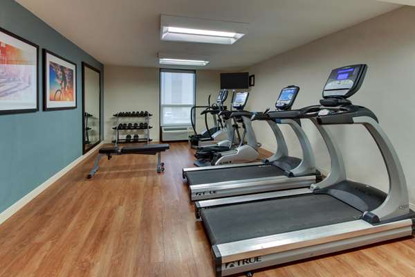 Fitness/ Exercise Room - Pear Tree Inn Airport St Ann - I-70, Exit 236