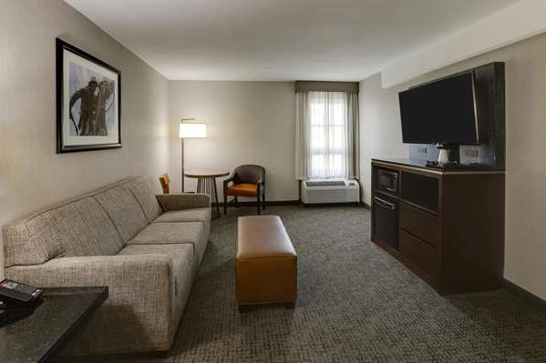  - Drury Inn & Suites St Joseph