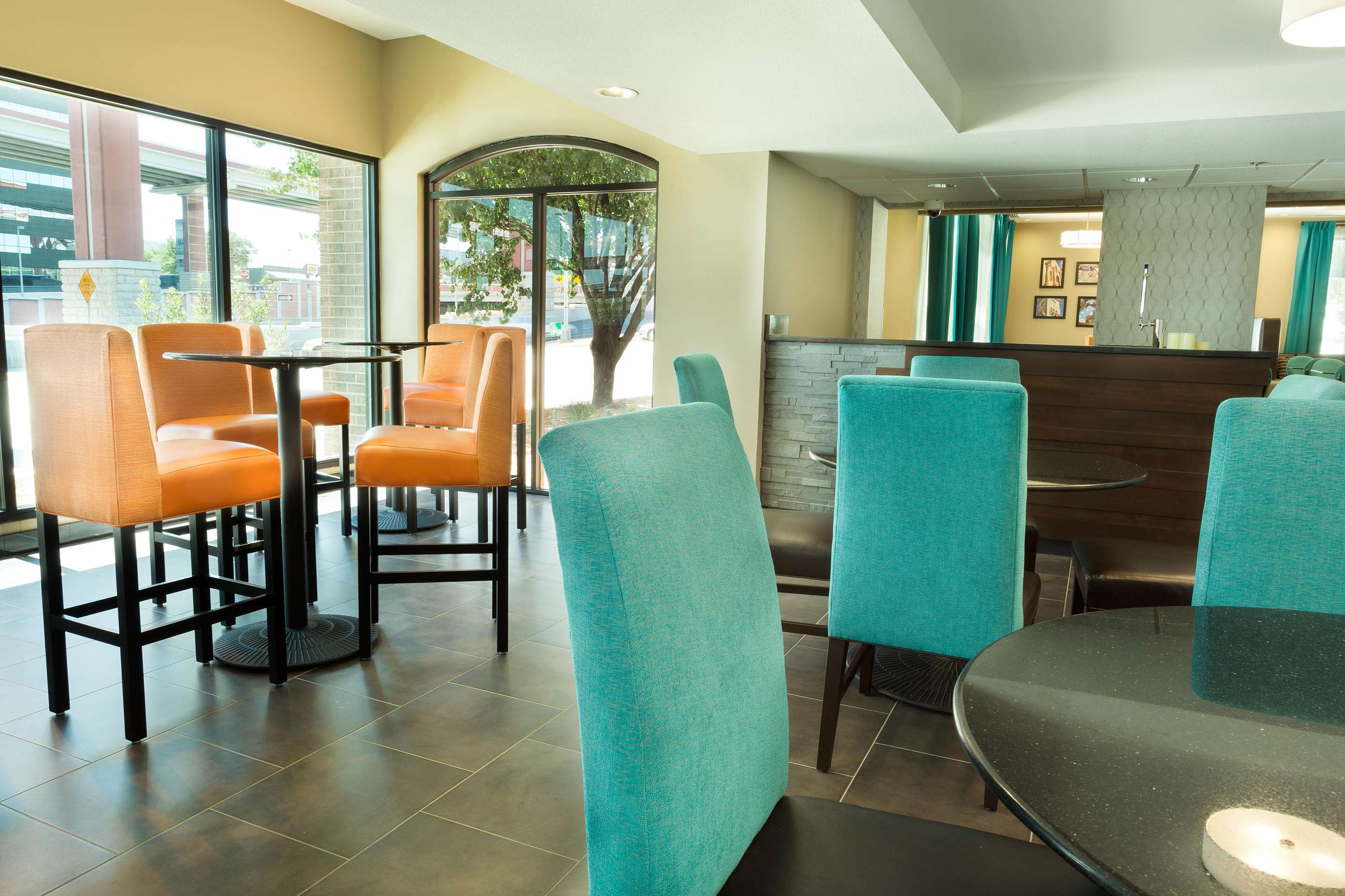 dining | Pear Tree Inn San Antonio Airport