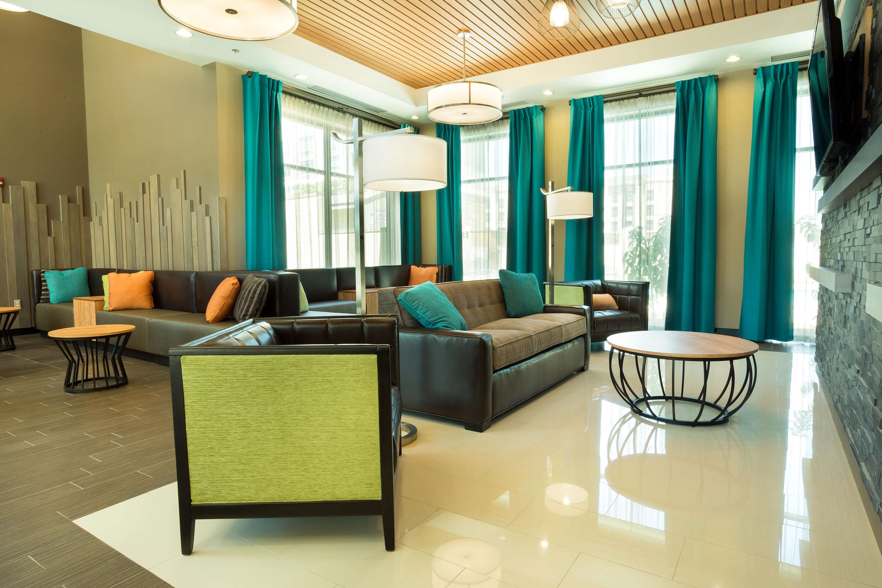lobby | Pear Tree Inn San Antonio Airport