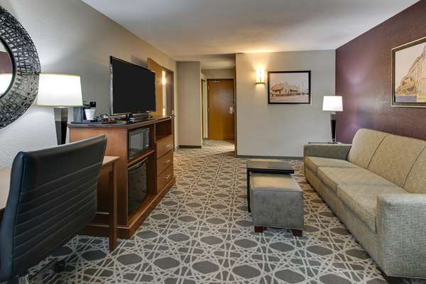  - Drury Inn & Suites Poplar Bluff