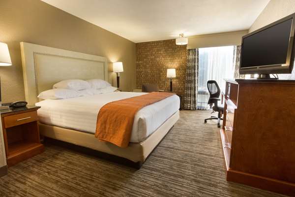  - Drury Inn & Suites North Austin - I-35, Exit 238